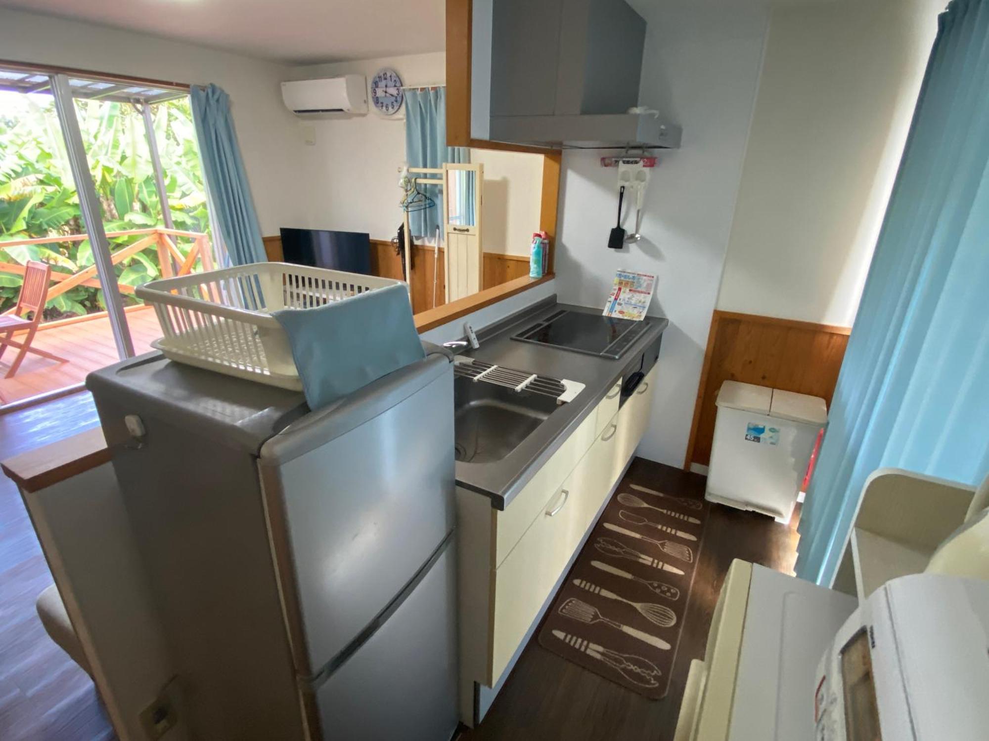 Bise House Guest House Мотобу Екстериор снимка